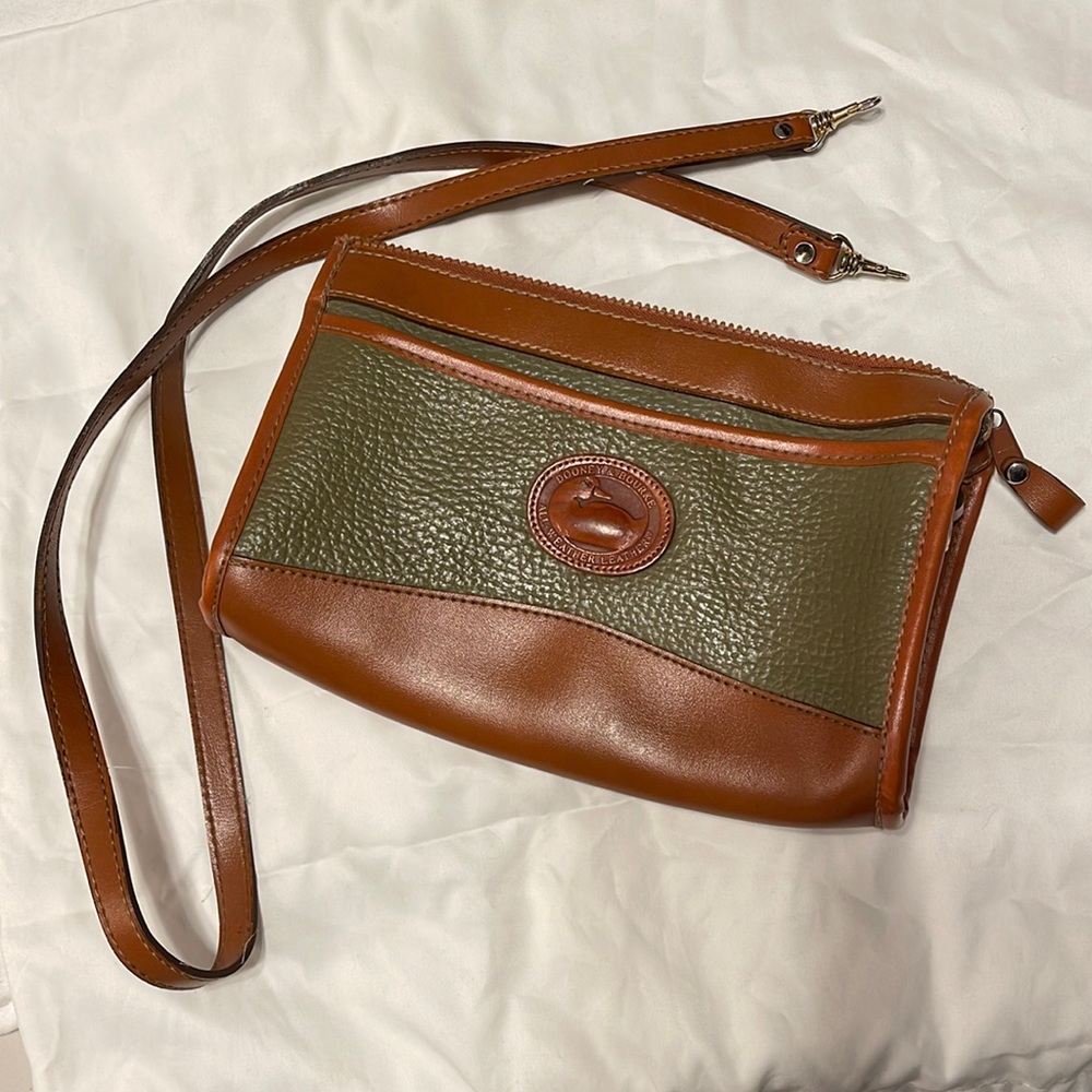 Vintage Dooney & Bourke All Weather Leather Pebbled Crossbody Bag